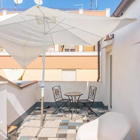 Lägenhetshotell Hotiday Siracusa A'storia 3*