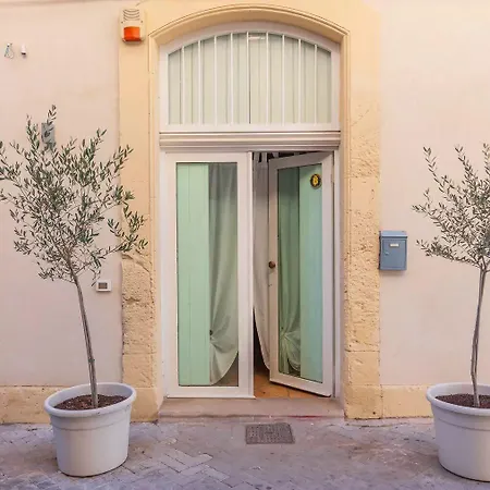 Hotiday Siracusa A'storia Aparthotel 3*