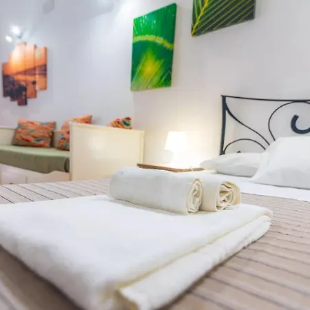 Hotiday Siracusa A'storia Lägenhetshotell 3*