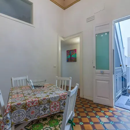 Lägenhetshotell Hotiday Siracusa A'storia