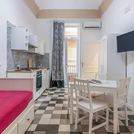 Lägenhetshotell Hotiday Siracusa A'storia