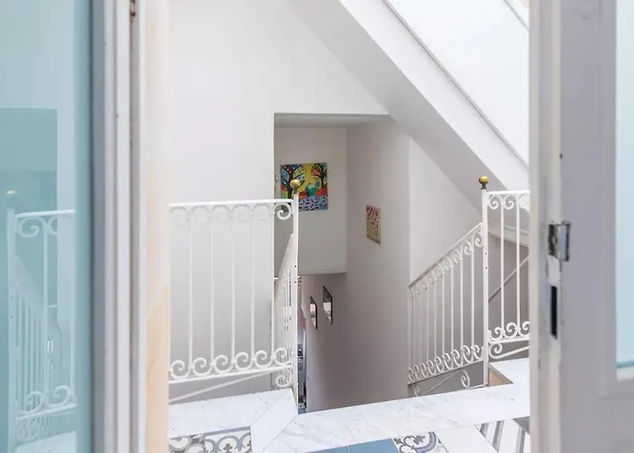 Hotiday Siracusa A'storia 아파트호텔 3*