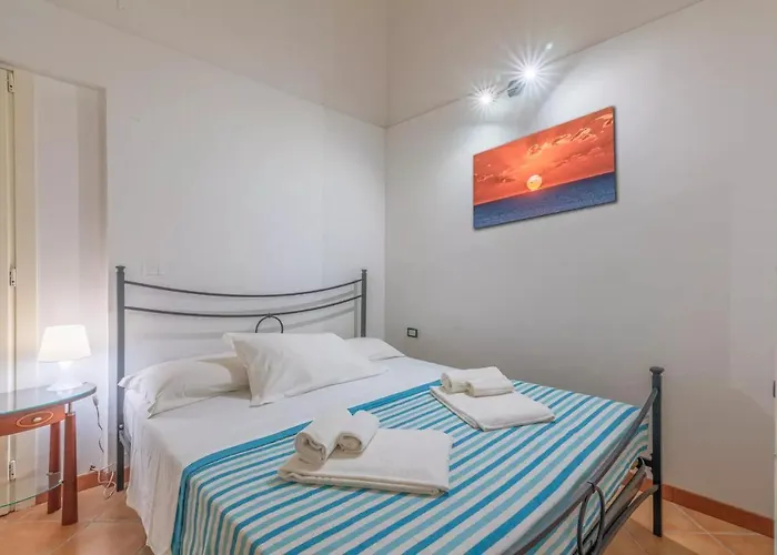 Hotiday Siracusa A'storia 아파트호텔 3*