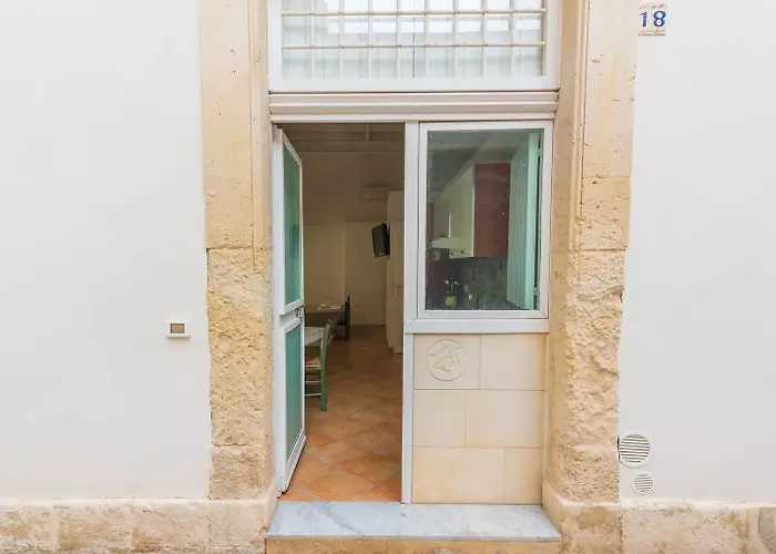 Hotiday Siracusa A'storia 3*