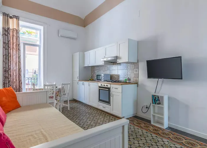 Hotiday Siracusa A'storia 아파트호텔 시라쿠사