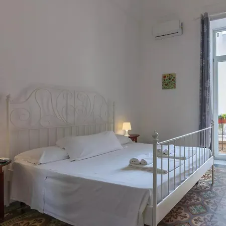 Hotiday Siracusa A'storia Ξενοδοχείο με διαμερίσματα 3*